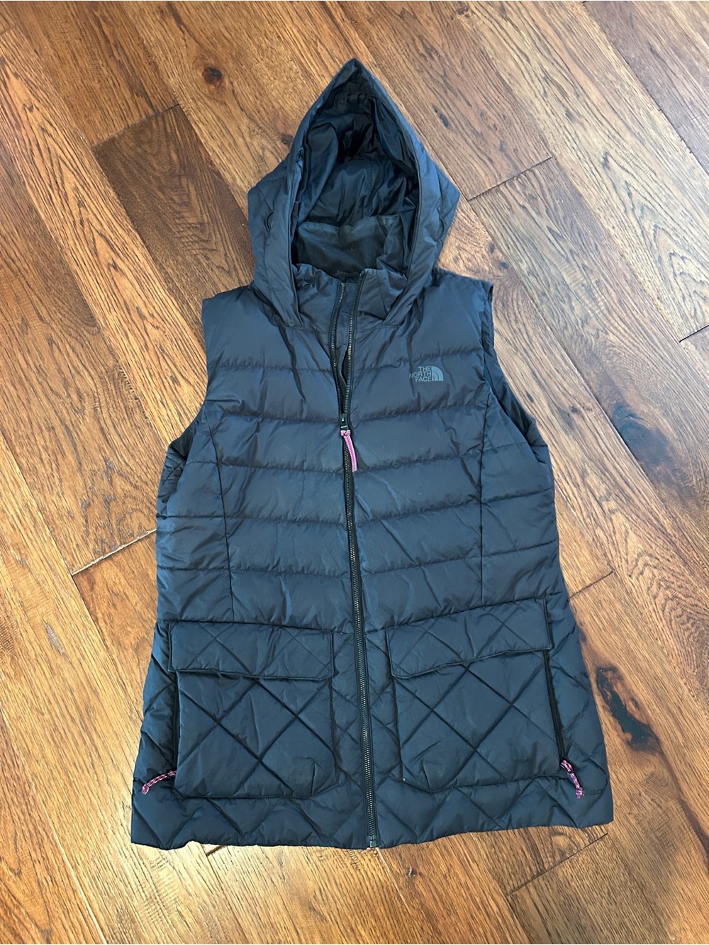 The North Face 550 Black Puffer Hooded Vest - Size XL - Good Condition
